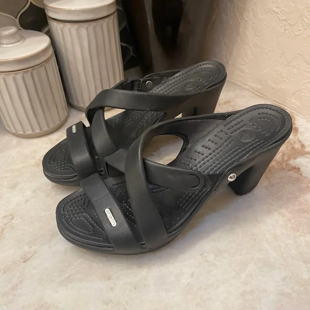 Crocs Cyprus IV women’s black slip on heels Sz 9